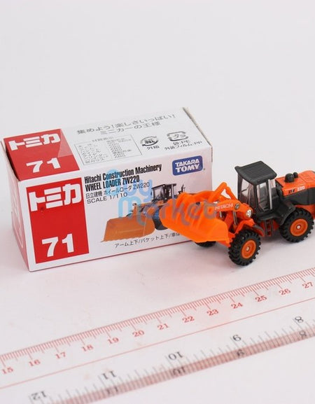 Takara Tomy Tomica #71 Hitachi Construction Wheel Loader 1/110 Diecast Toys Car