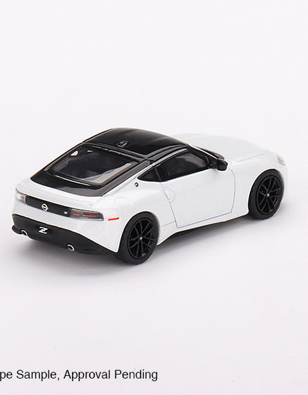 Mini GT #599 Nissan Z Performance 2023 Everest White Model car