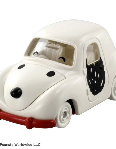 Takara Tomy Dream Tomica No.153 Snoopy Car II Diecast Model Car