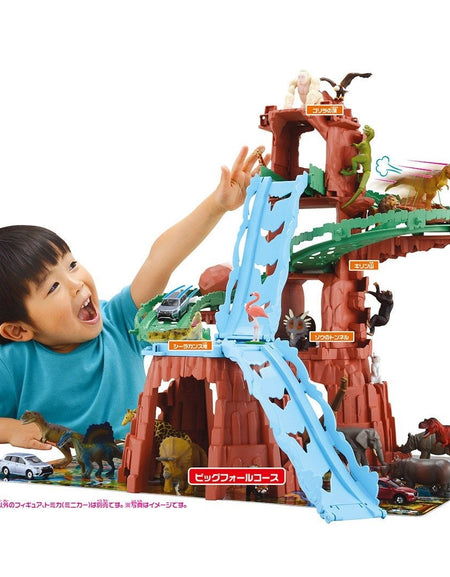 Takara Tomy ANIA Ania Transfiguration! Big Fall Mountain Toy Kids playset