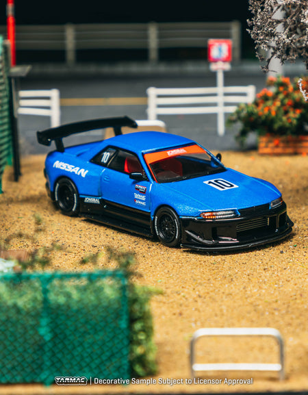 Tarmac Works Nissan Skyline (R32) Widebody 10th Anniversary Ver.