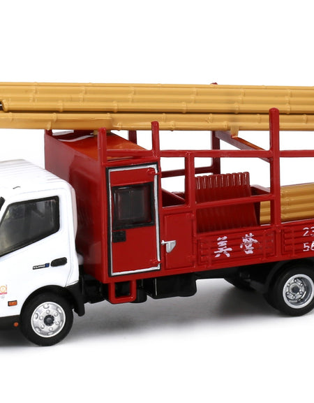 Tiny City 195 Die-cast 1/76 Model Car - HINO300 Bamboo Scaffolding Lorry