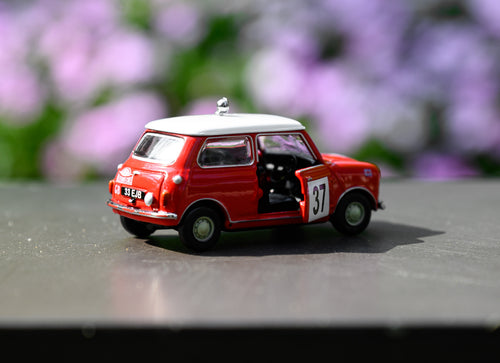 Load image into Gallery viewer, Tiny City 1:50 Die-cast Model Car - Mini Cooper Mk 1 Red (37)
