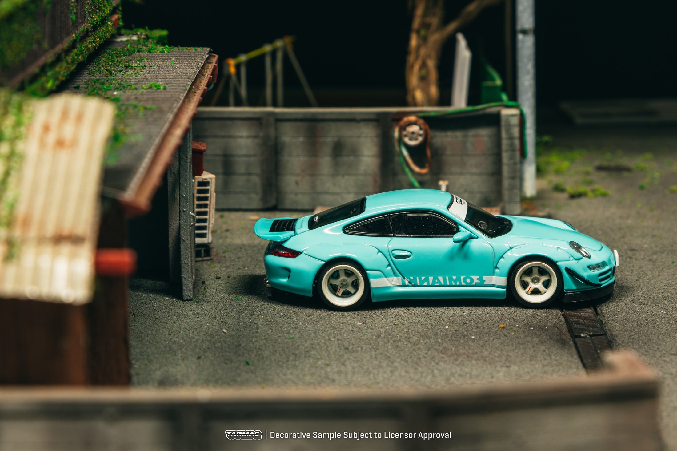 Tarmac Works 1/64 RWB 997 Lomianki Diecast Model Car