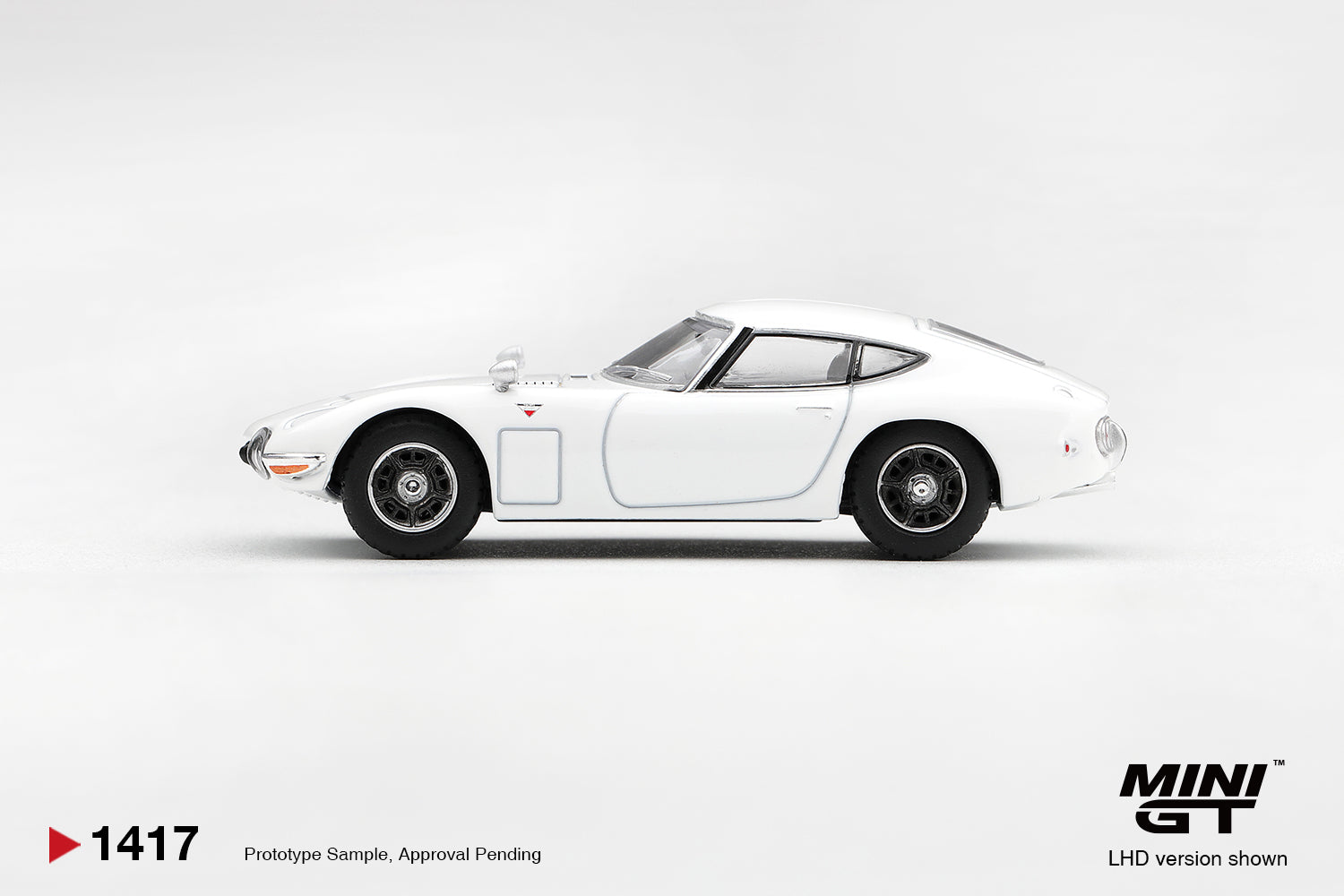 (Pre-order) Mini GT #1417 Toyota 2000GT  Pegasus White RHD Diecast Model Car
