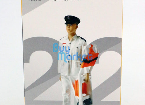 Load image into Gallery viewer, TINY 1/18 Resin Figure #22 Hong Kong 1980?s Vintage Ambulanceman Model 10.2 cm
