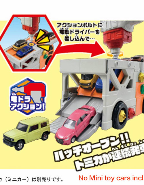 Load image into Gallery viewer, Takara Tomy Tomica World -  Recombination Action Carrier Car &amp; Cargojet Set
