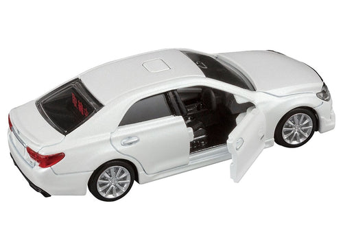 Load image into Gallery viewer, Takara Tomy Tomica 1/64 Premium 24 Toyota Mark X Undercover Patrol Car
