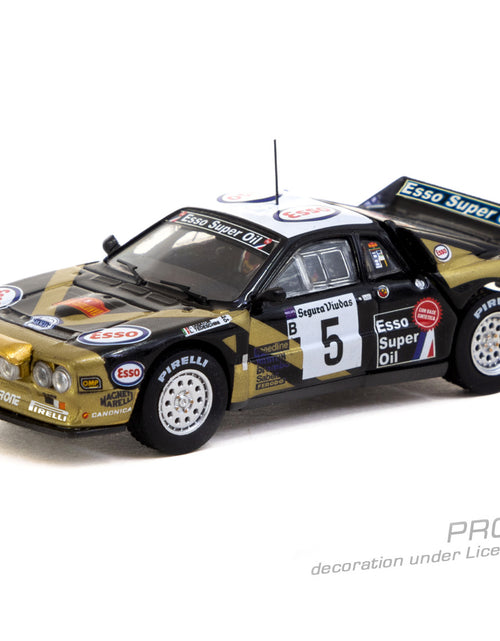 Load image into Gallery viewer, Tarmac Works 1/64 Lancia 037 Rally Rally Catalunya 1985 Diecast Car
