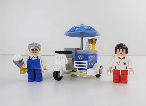 Load image into Gallery viewer, Royal Toys Building Blocks City Story Bricks RT07:Hong Kong Ice Cream Tricycler (62 Pcs)
