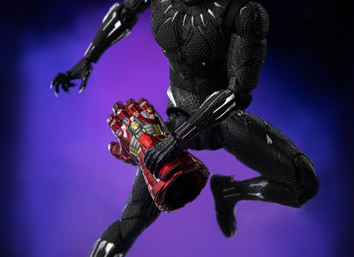 Load image into Gallery viewer, ThreeZero Marvel Studios The Infinity Saga DLX Black Panther Figure
