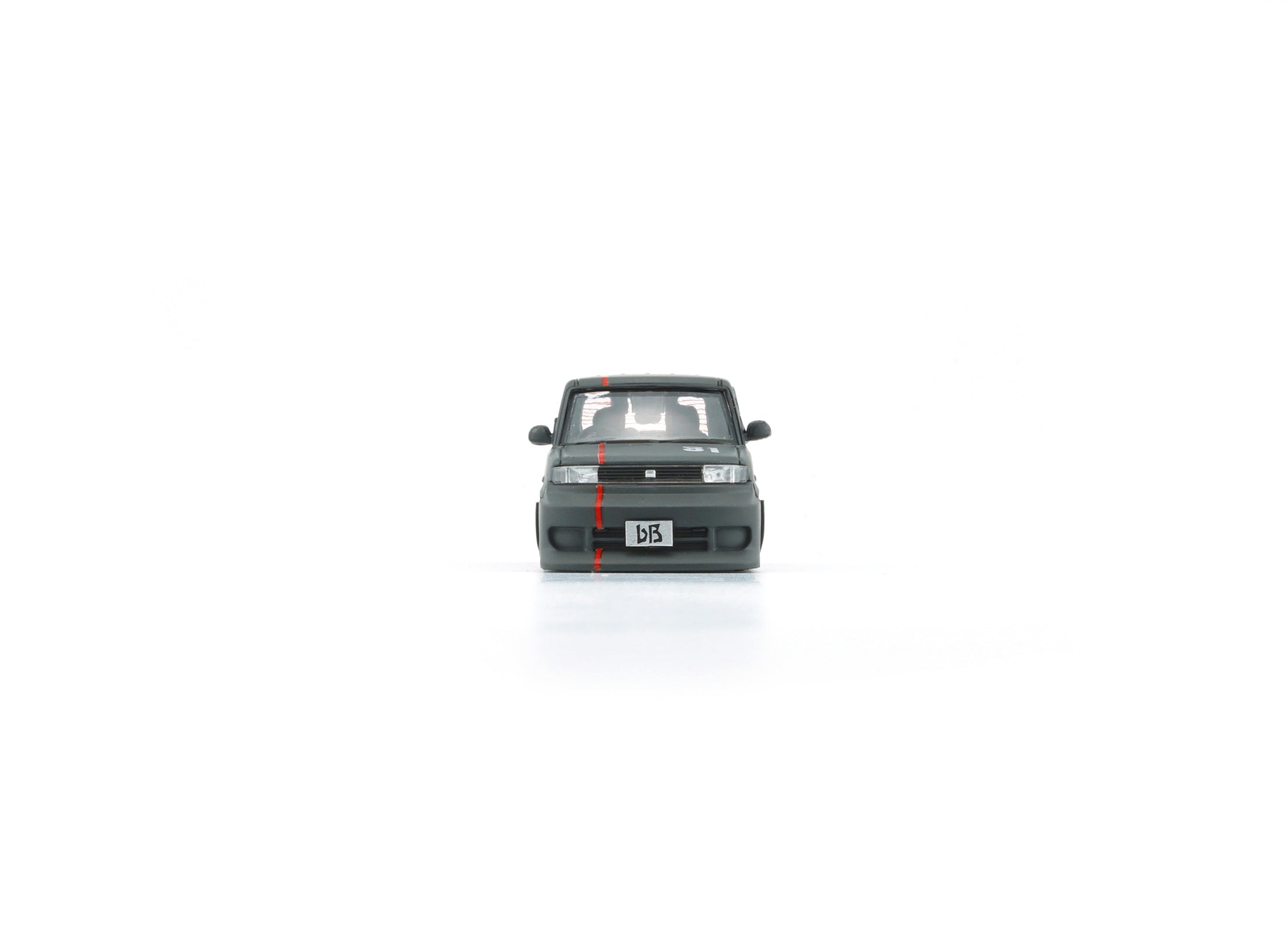 BMC 1/64 Toyota 2000 bB - Matte Green + P40 Tiger Pattern (RHD) LTD
