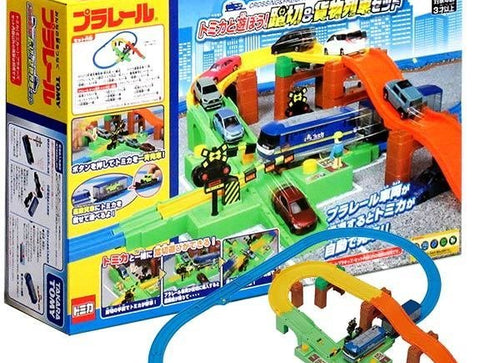 Load image into Gallery viewer, Takara Tomy Plarail Train Series Play Set - Crossing Rail &amp; Freight Train Set
