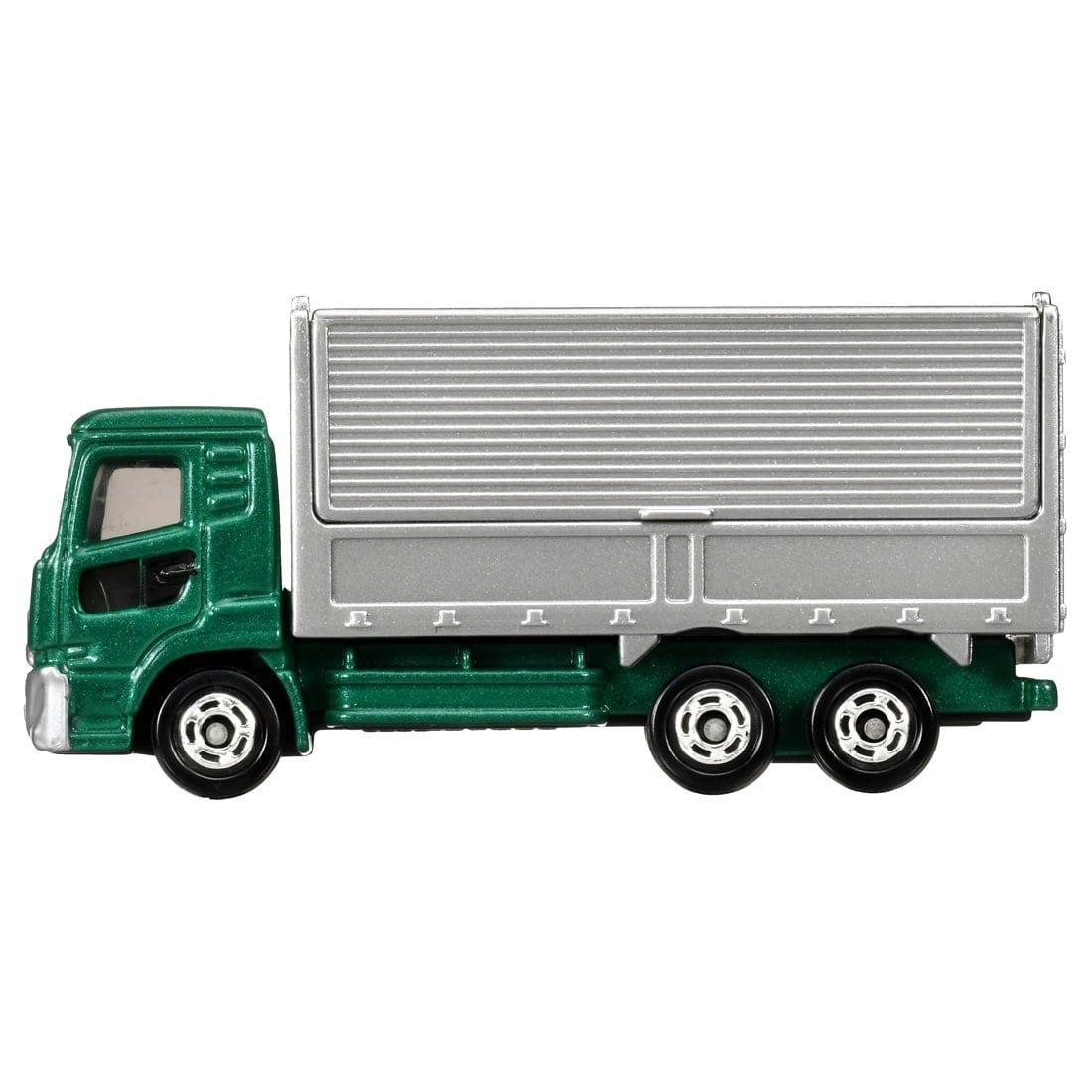 Takara Tomy Tomica #31 UD Trucks Quon Mini Diecast Toy Model Car
