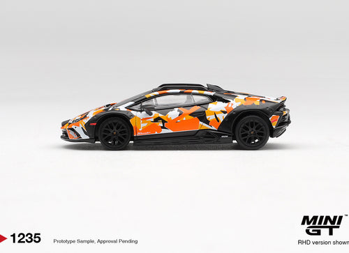 Load image into Gallery viewer, (Pre-order) Mini GT MGTS0026 Lamborghini Huracán Sterrato All Terrarin Set Model
