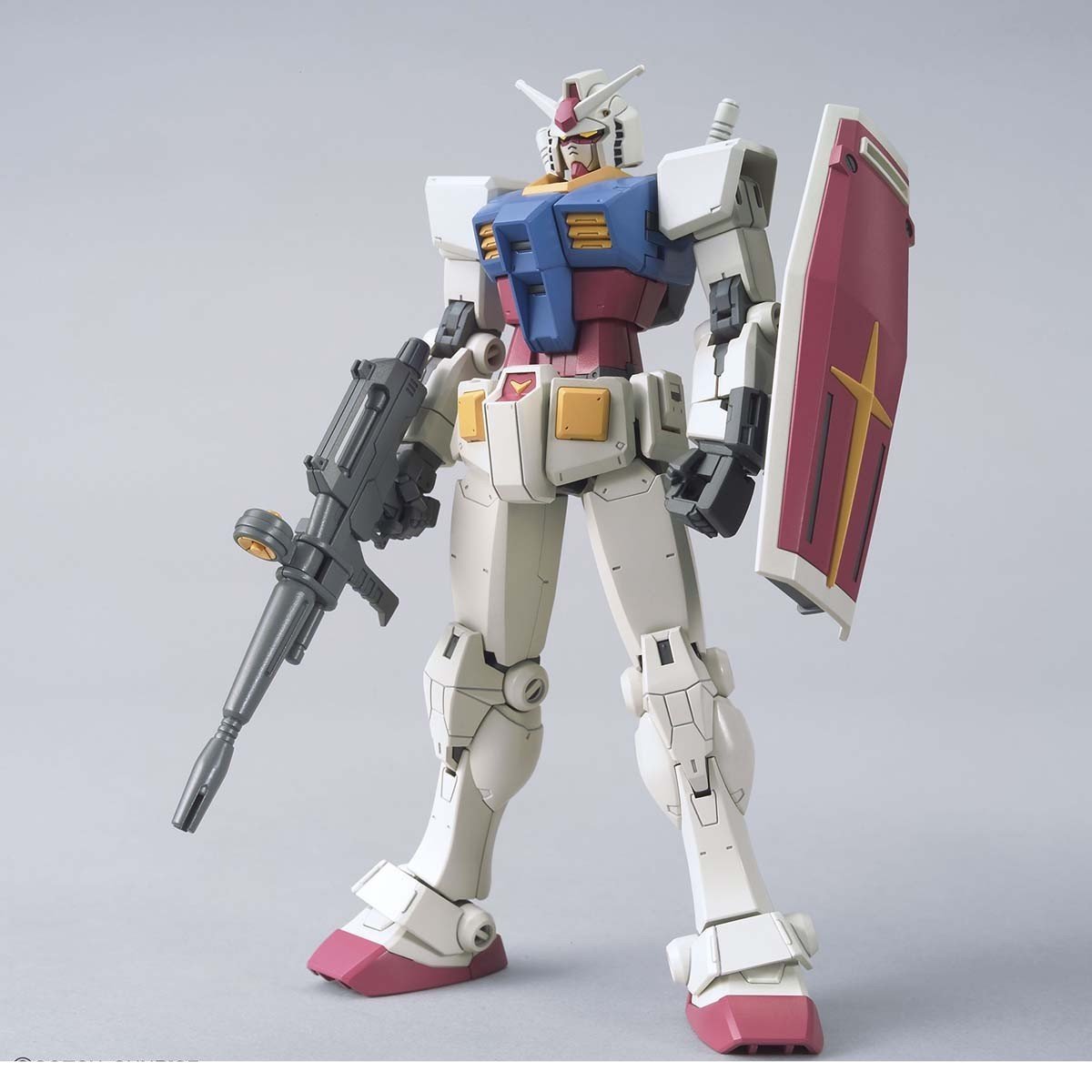Bandai HG 1/144 RX-78-2 Gundam [Beyond Global] (Gundam Model Kits)