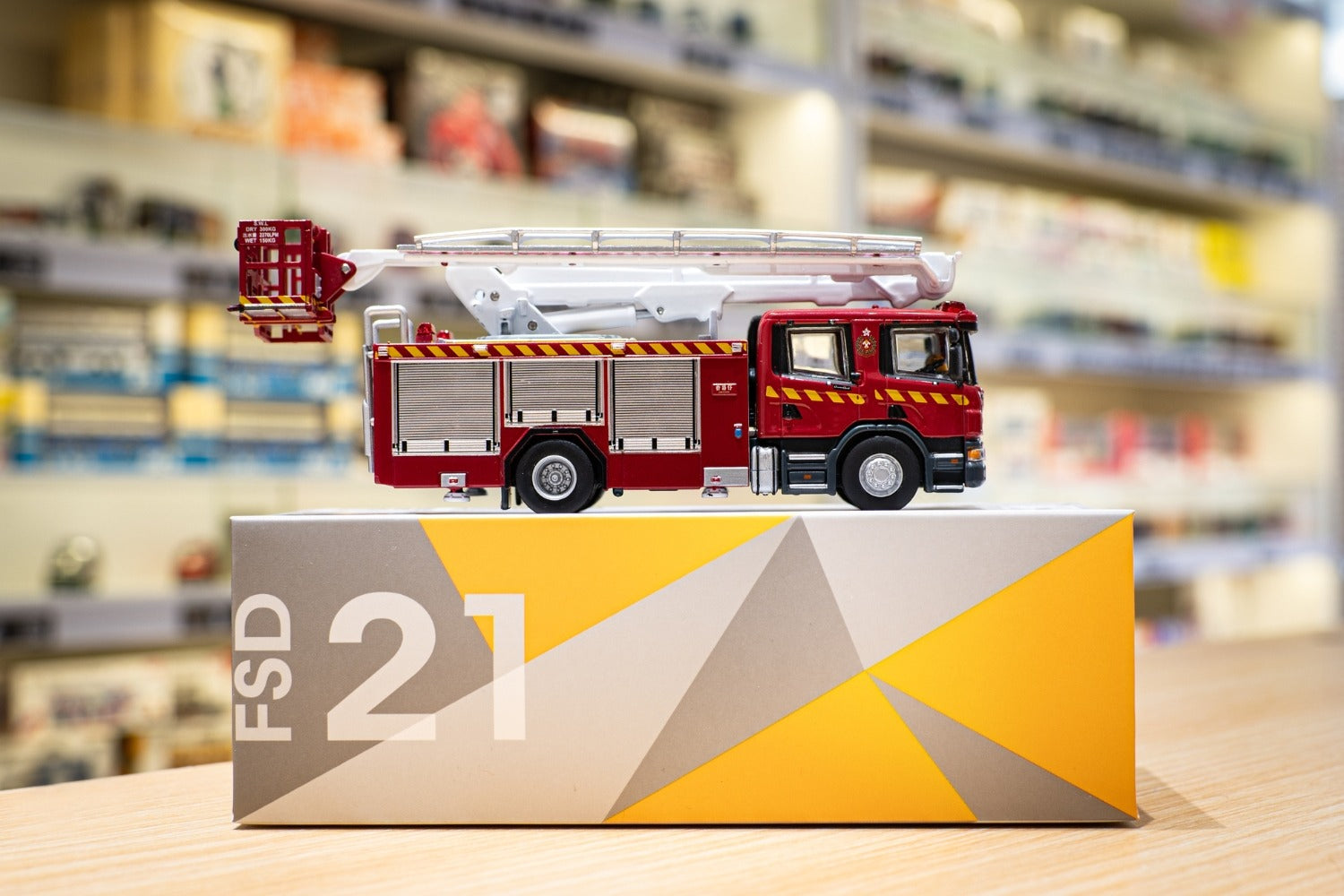 Tiny City Die-cast Model Car - Scania HKFSD Hydraulic Platform (F2315)