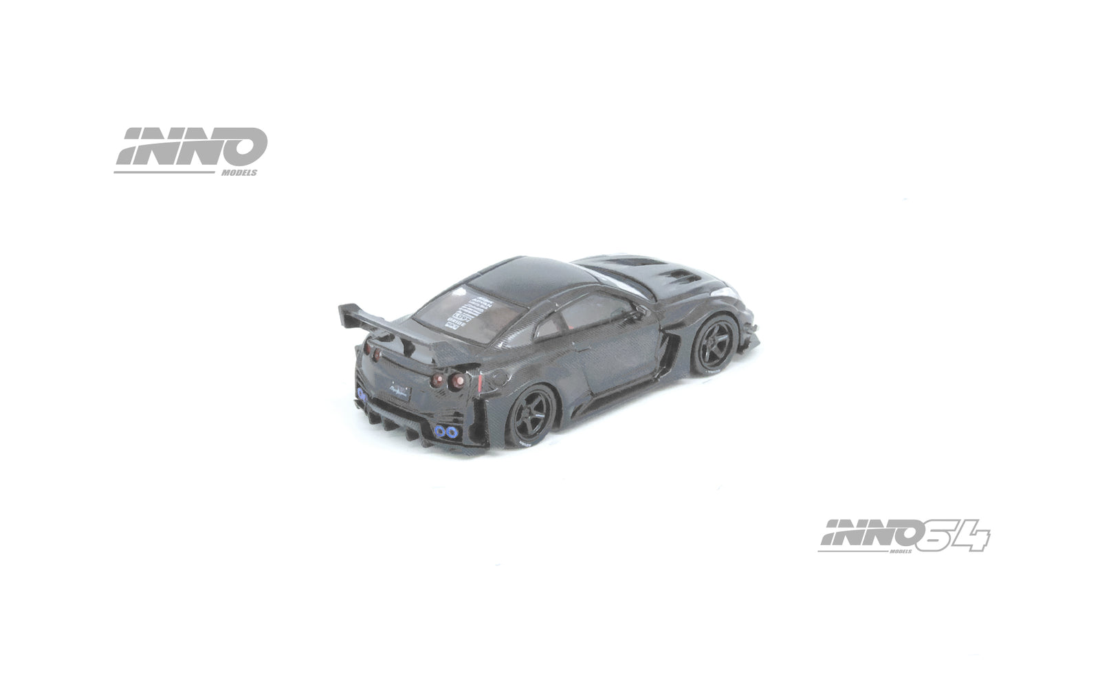 INNO64 1/64 NISSAN GT-R (R35) LBWK SUPER SILHOUETTE 35GT-RR Carbon