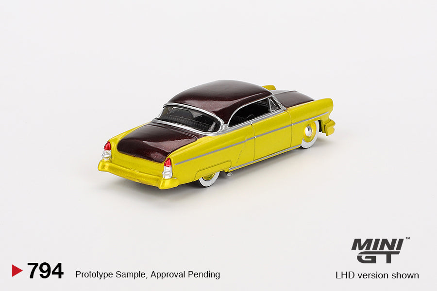 Mini GT#794 1/64 Lincoln Capri Hot Rod 1954 Lime Yell LHD Model Car