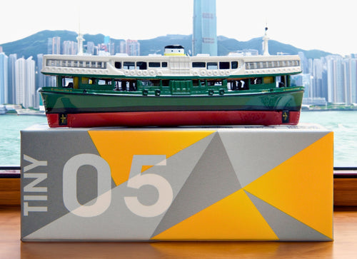 Load image into Gallery viewer, Tiny City Die-cast Model Car - 1/375 Star Ferry - TWINKLING STAR
