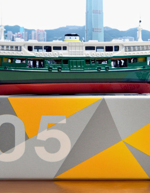 Load image into Gallery viewer, Tiny City Die-cast Model Car - 1/375 Star Ferry - TWINKLING STAR
