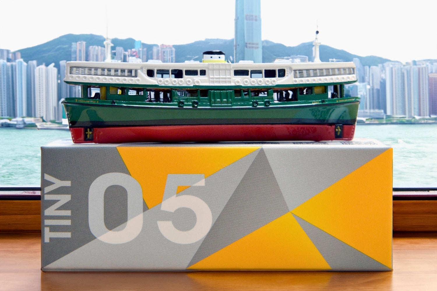 Tiny City Die-cast Model Car - 1/375 Star Ferry - TWINKLING STAR