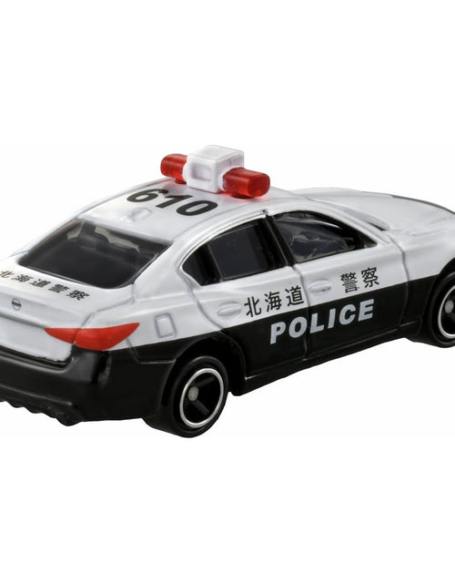 Load image into Gallery viewer, Takara Tomy Tomica 1/64 Diecast Model Car No.33 No.33 Nissan Skyline Police Car
