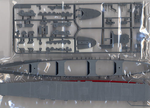 Load image into Gallery viewer, Tamiya 1/700 Japanese Aircraft Carrier Zuikaku Plastic Assembly Model #31214
