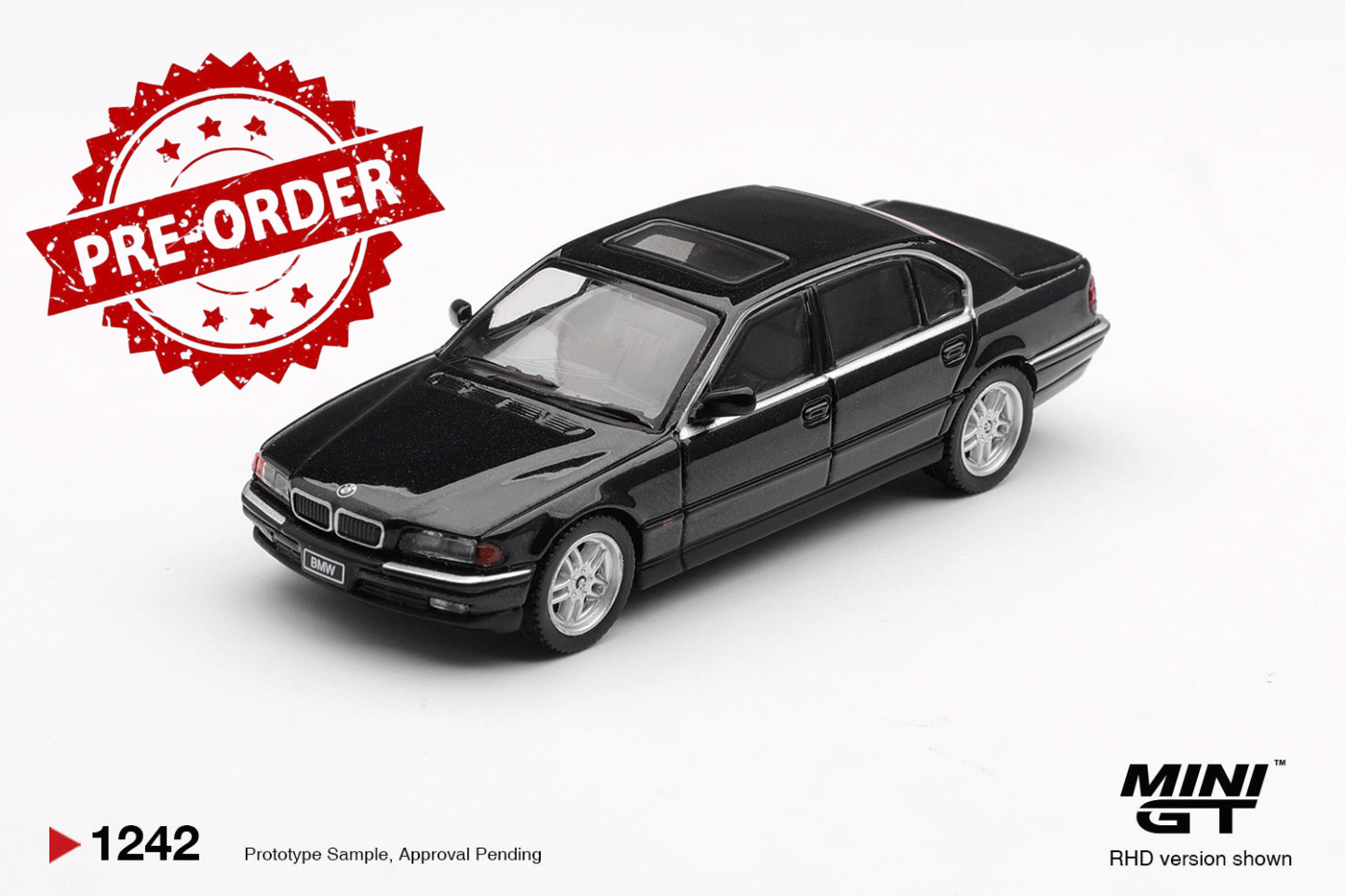 (Pre-order) Mini GT #1242 BMW 750IL Black Sapphire LHD Diecast Model Car
