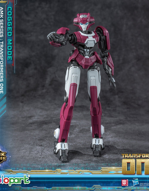 Load image into Gallery viewer, TRANSFORMERS ONE AMK (Cogged Mode) Elita-1 Model Kit
