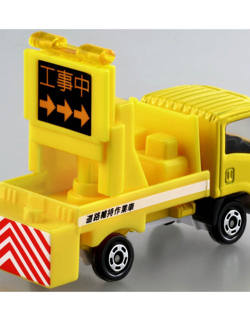 Load image into Gallery viewer, Takara Tomy Tomica No.26 Isuzu Elf Road Sign Truck 1/64  Mini Diecast Toy Car
