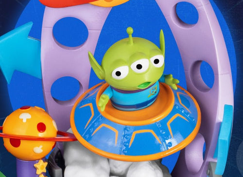 Load image into Gallery viewer, Beast Kingdom Diorama Stage-109- Disney Alien's Racing Car

