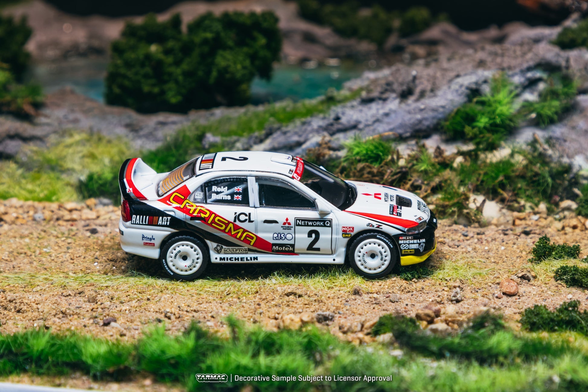 (Pre-order) Tarmac Works 1/64 Mitsubishi Carisma GT Evolution IV RAC Rally 1997
