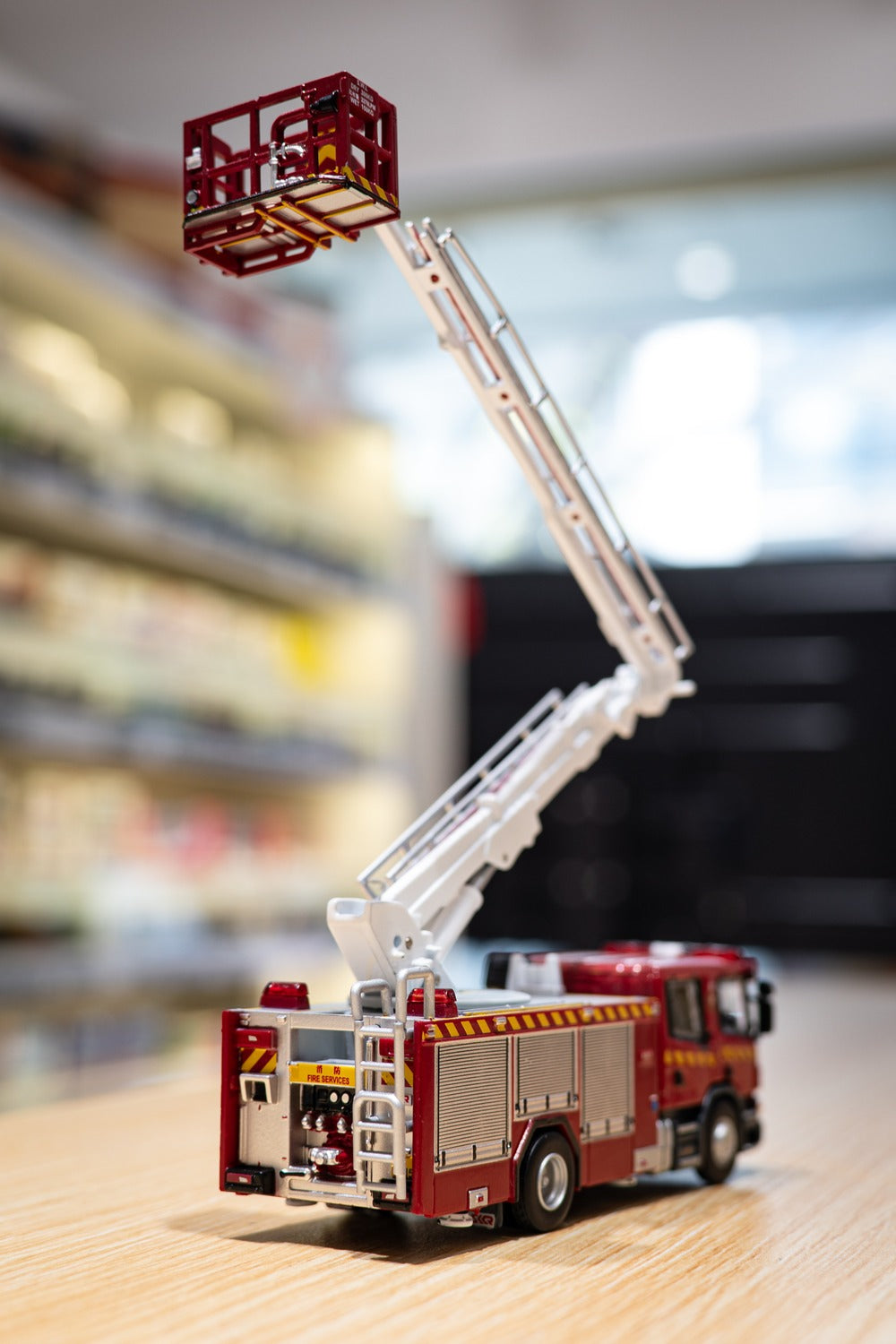 Tiny City Die-cast Model Car - Scania HKFSD Hydraulic Platform (F2315)