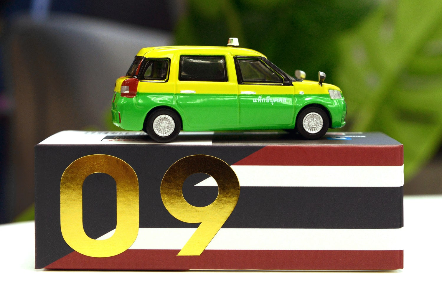 Tiny City TH09 Die-cast Model Car - 1/64 Toyota Comfort Hybrid Taxi (Thailand)