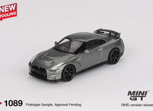 Load image into Gallery viewer, MINI GT #1089 NISSAN GT-R 2013 Dark Metal Gray  (NISMO R35 CRS Ver)
