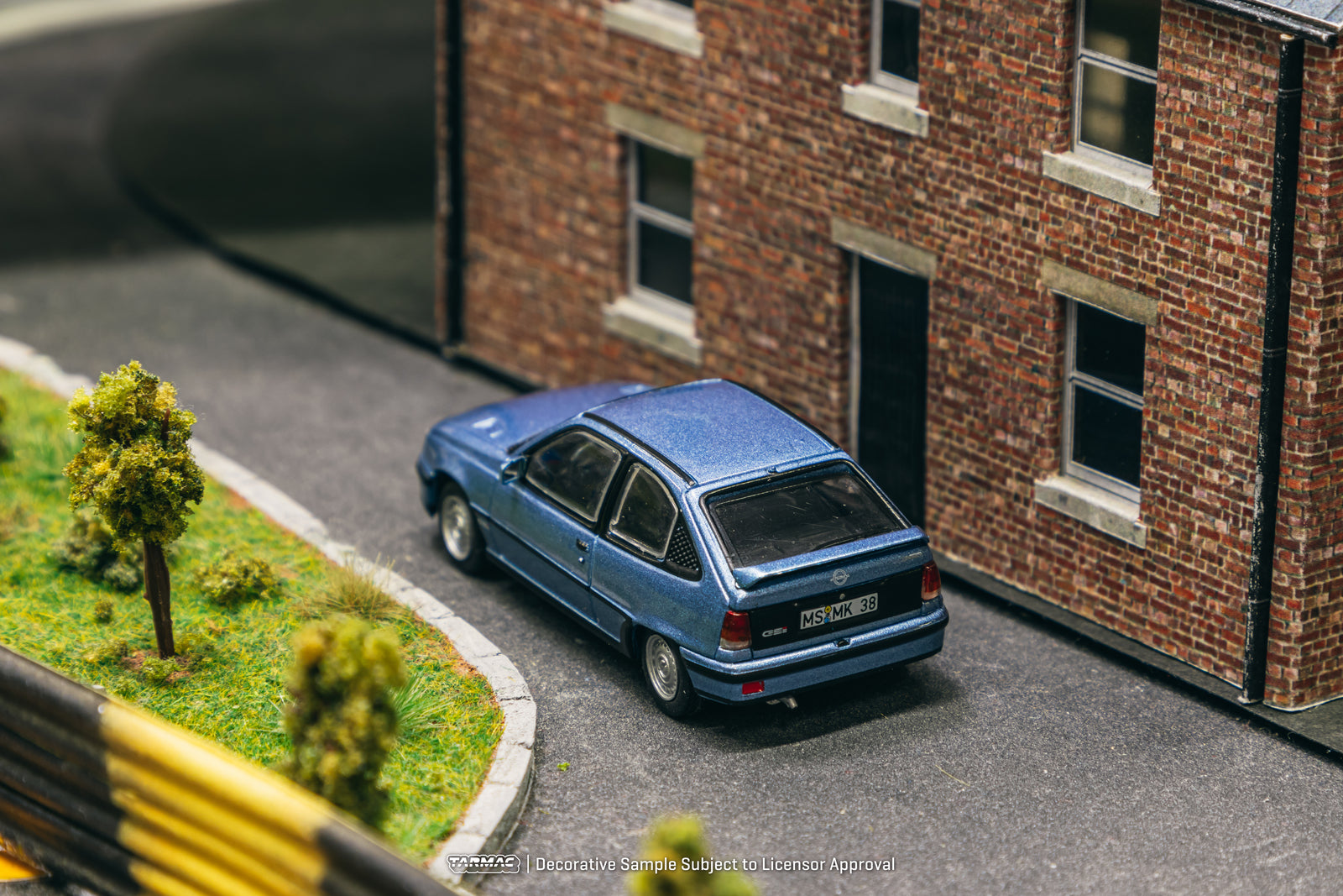 Tarmac Works 1/64 Opel Kadett GSi Blue Metallic Model Car