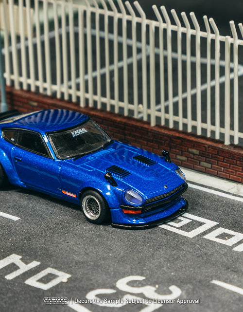 Load image into Gallery viewer, Tarmac Works 1/64 Nissan Fairlady Z S30 Widebody Blue Model Car
