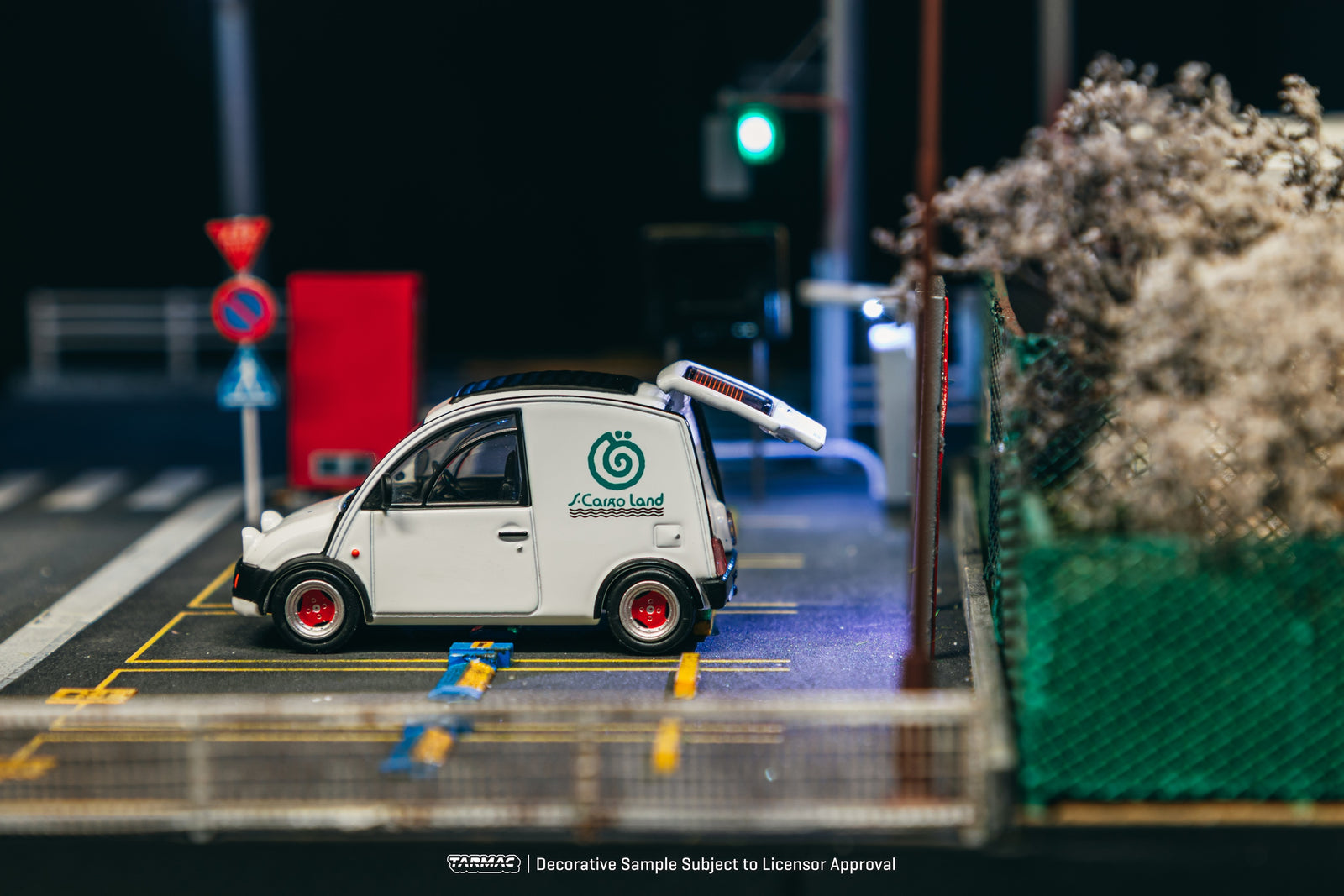 Tarmac Works 1/64 Nissan S-Cargo White Diecast Model Car