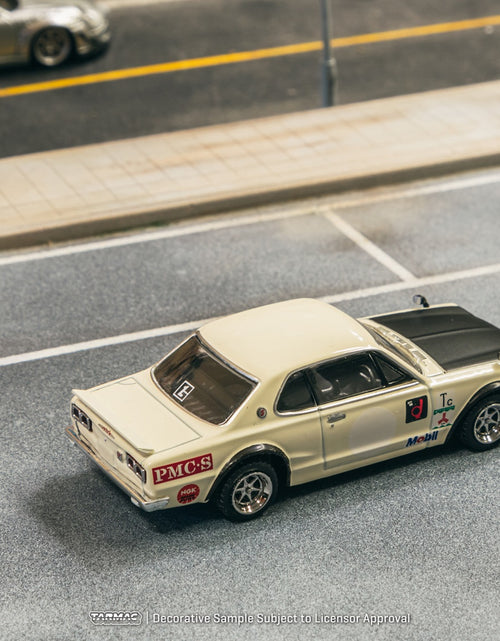 Load image into Gallery viewer, Tarmac Works 1/64 Nissan Skyline 2000 GT-R (KPGC10) White Model Car
