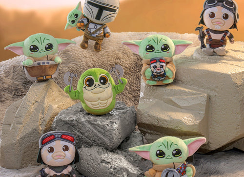 Load image into Gallery viewer, Hot Toys Star Wars The Mandalorian and Grogu Cosbi Plush Keychain (Full set 6)
