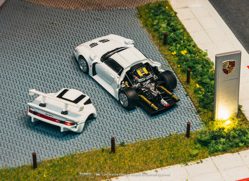 Load image into Gallery viewer, (Pre-order) Tarmac Works 1/64 Porsche 911 GT1 White with Taramc Cards Set
