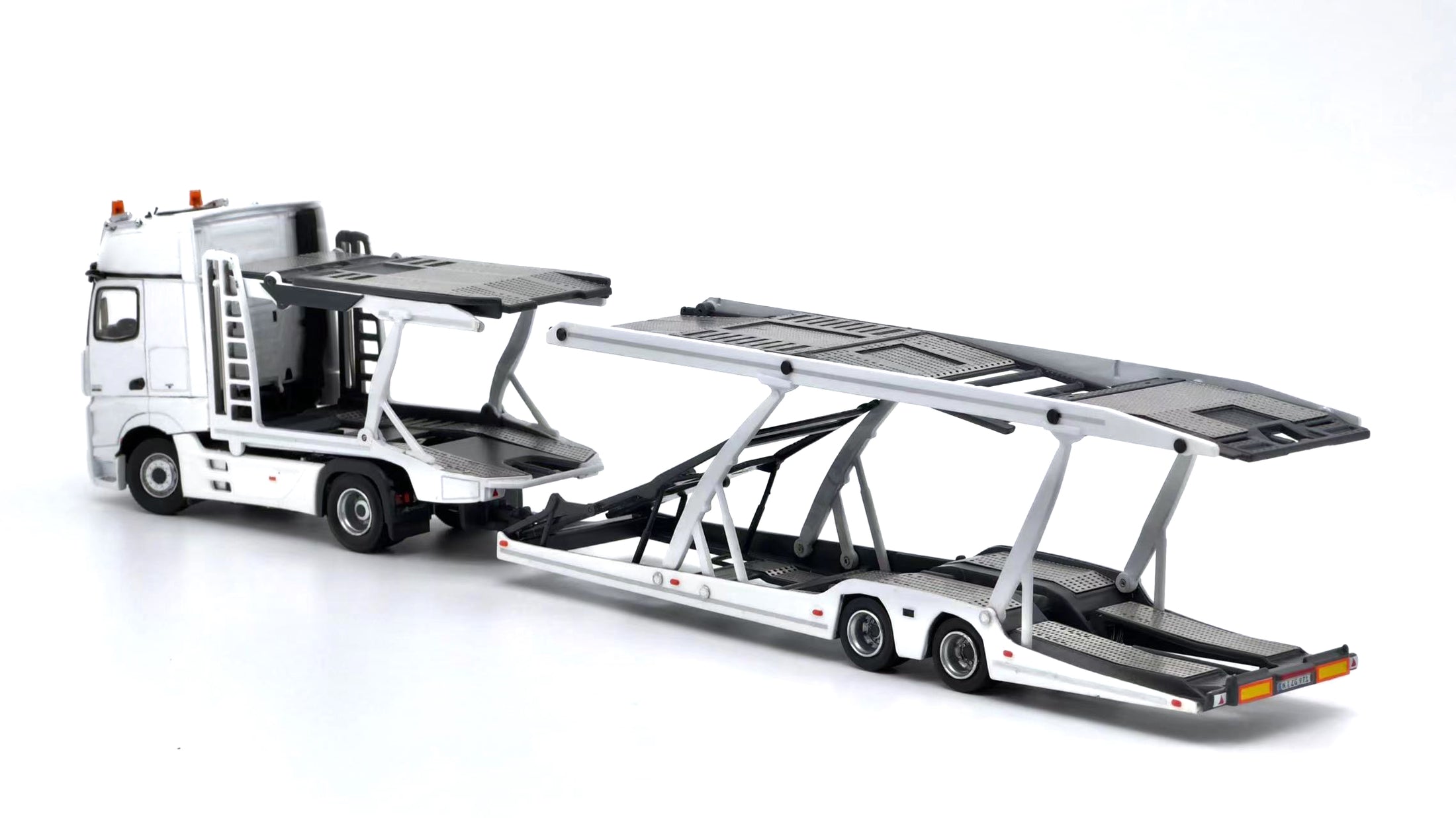 Tiny City - Mercedes-Benz Actros MP5 Transporter (White) Model car