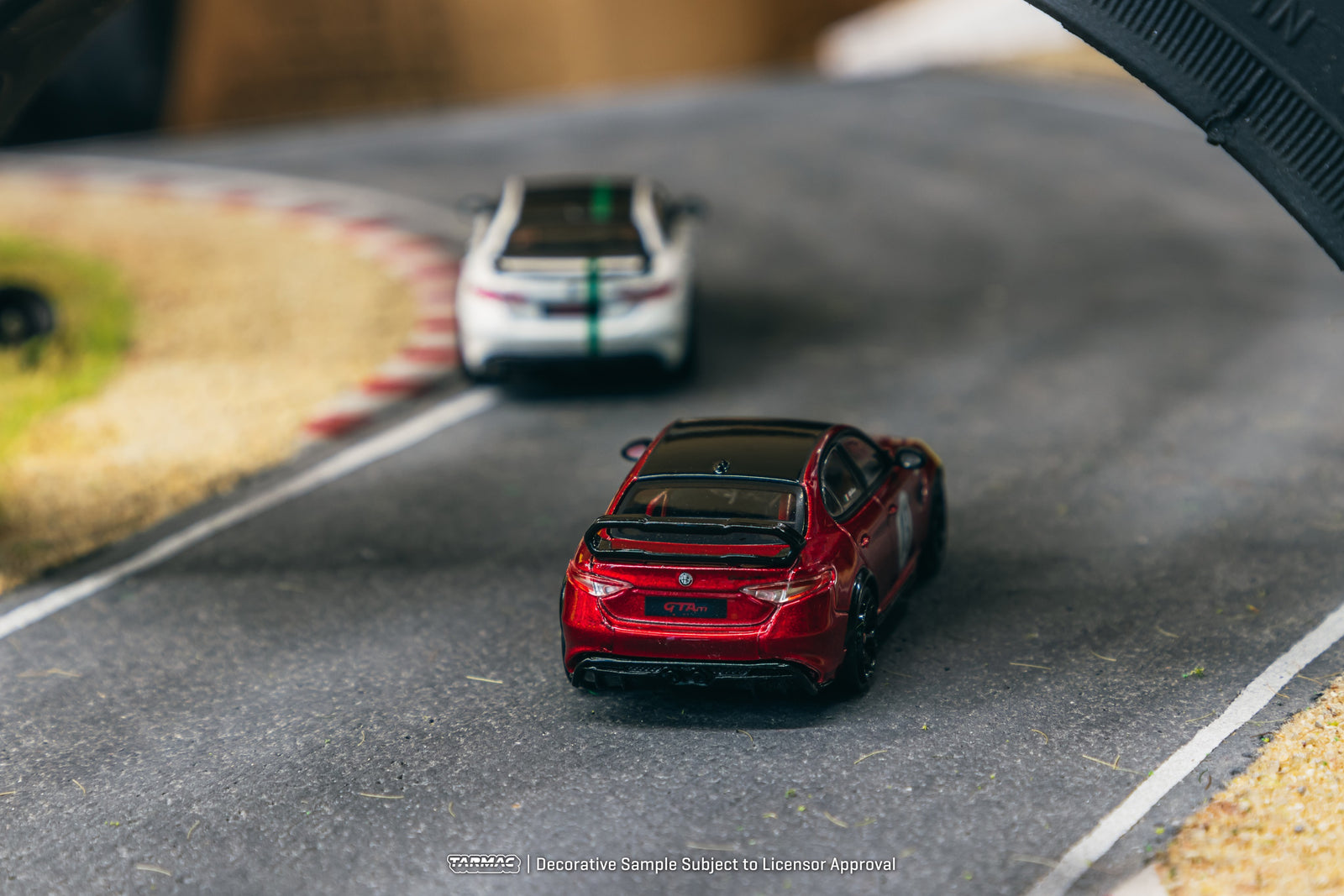 Tarmac Works 1/64 Alfa Romeo Giulia GTAm Red Yellow Diecast Model