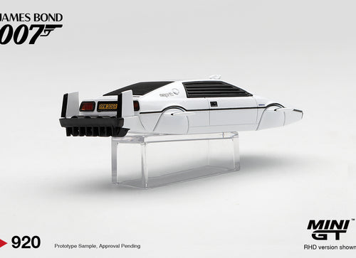 Load image into Gallery viewer, (Pre-order) Mini GT #920 007 Lotus Esprit S1 The Spy Who Loved Me Submarine ENG
