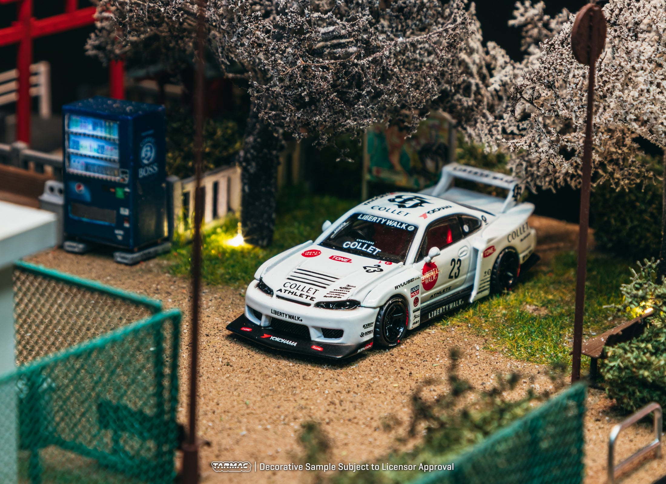 (Pre-order) Tarmac Works 1/64 LB-Super Silhouette Nissan SILVIA (S15) Drift 2025