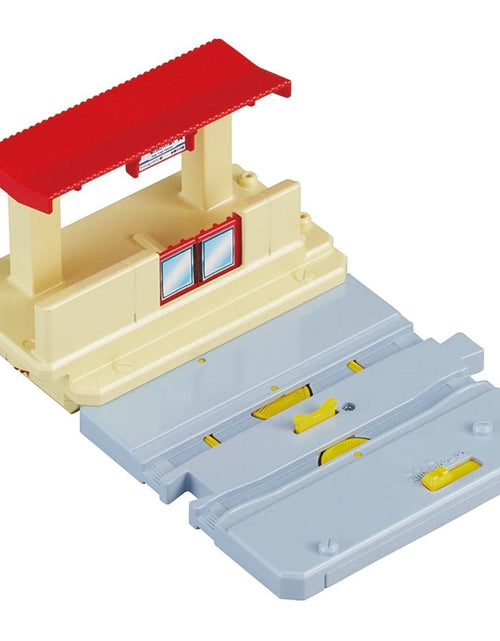 Load image into Gallery viewer, Takara Tomy Plarail Accessory J-29 Action Town Platform Door Open Close Station
