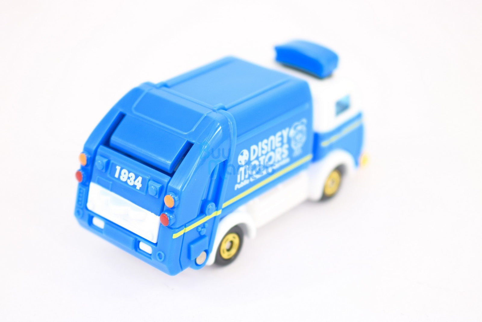 Takara Tomy Disney Motors DM-06 Caspalz Donald Duck Diecast Toy Car Japan