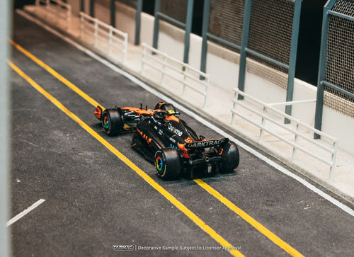 Load image into Gallery viewer, (Pre-order) Tarmac Works McLaren MCL60 Japanese Grand Prix 2023 Oscar Piastri
