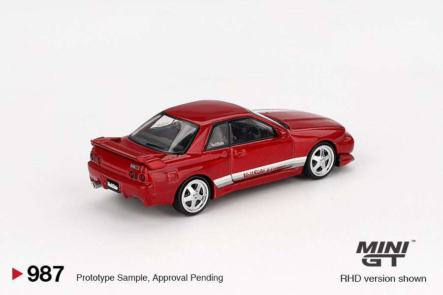 Mini GT #987 Nissan Skyline GT-R (R32) VeilSide Combat C-I Gem Red